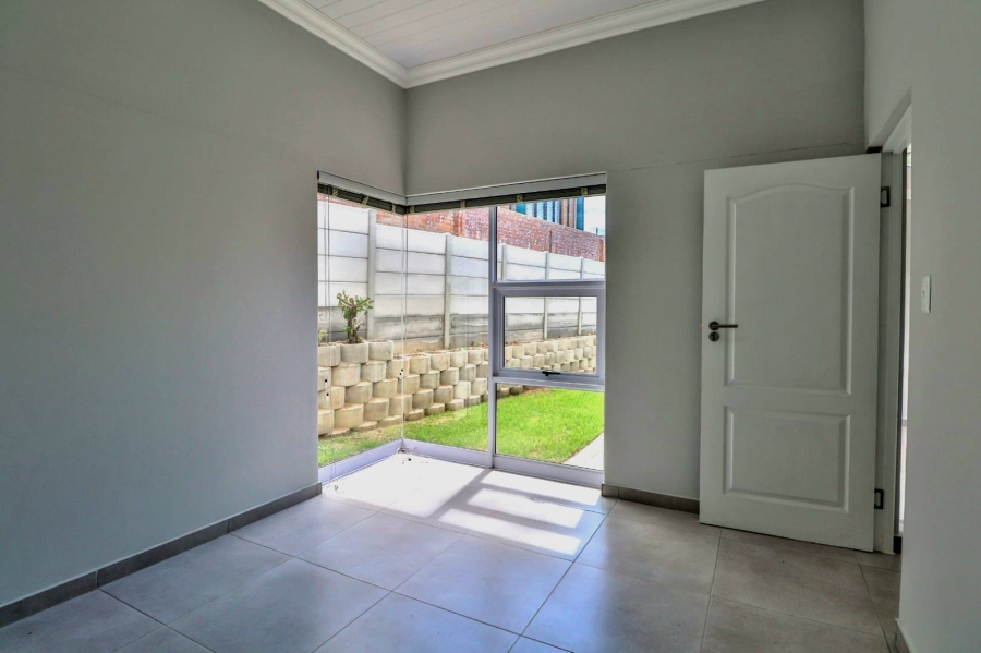3 Bedroom Property for Sale in Island View Western Cape